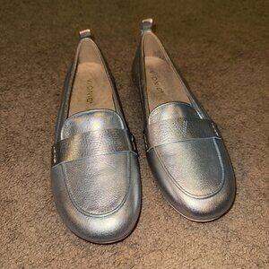 NEW Vionic Tessa Loafer silver 7.5